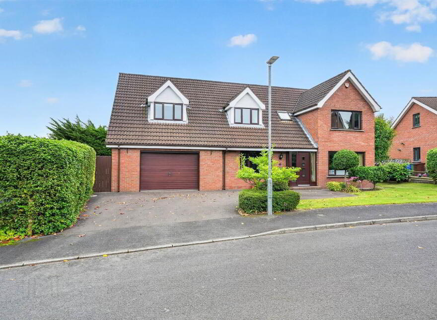 13 Gowan Heights, Dunmurry, Belfast, BT17 9LZ