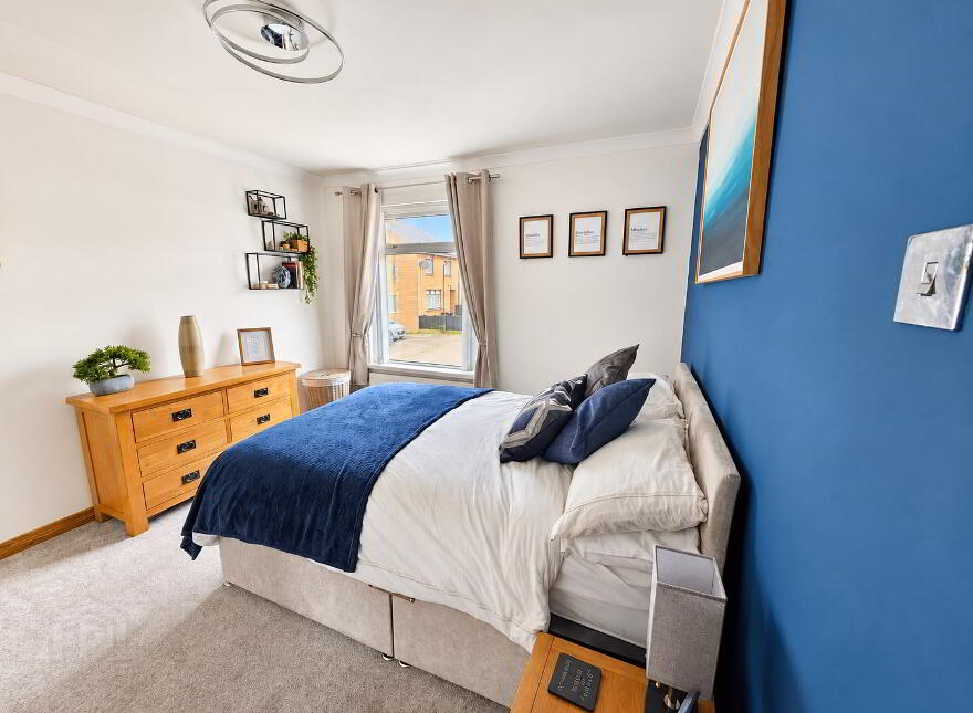 24 Dunluskin Crescent, Carrickfergus, BT38 7SB