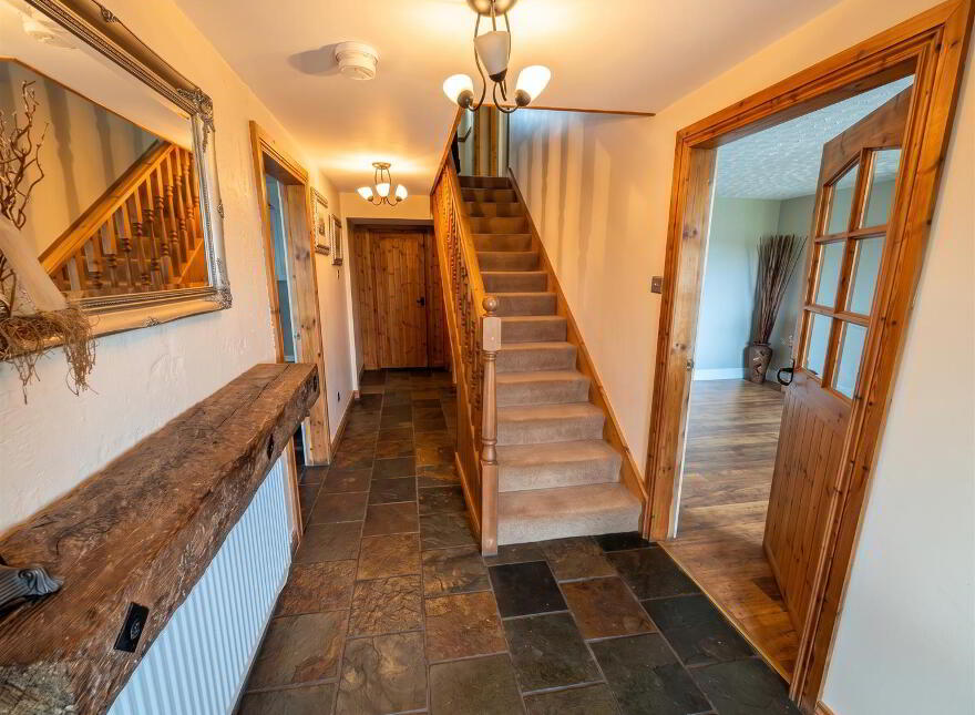 12 Isle Of Shinney Walk, Ballynahinch, BT24 8DF