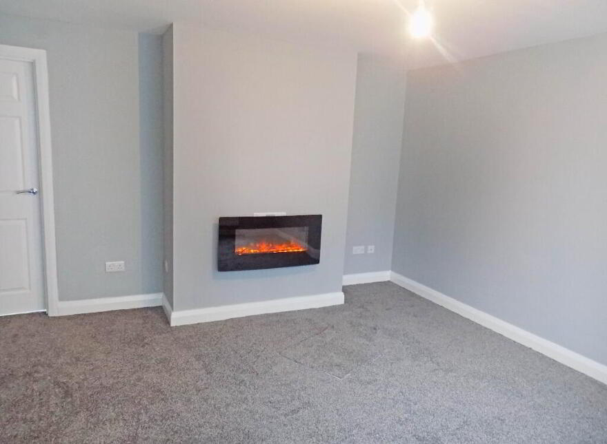 32 Glenwood Park, Dunmurry, Belfast, BT17 9DT