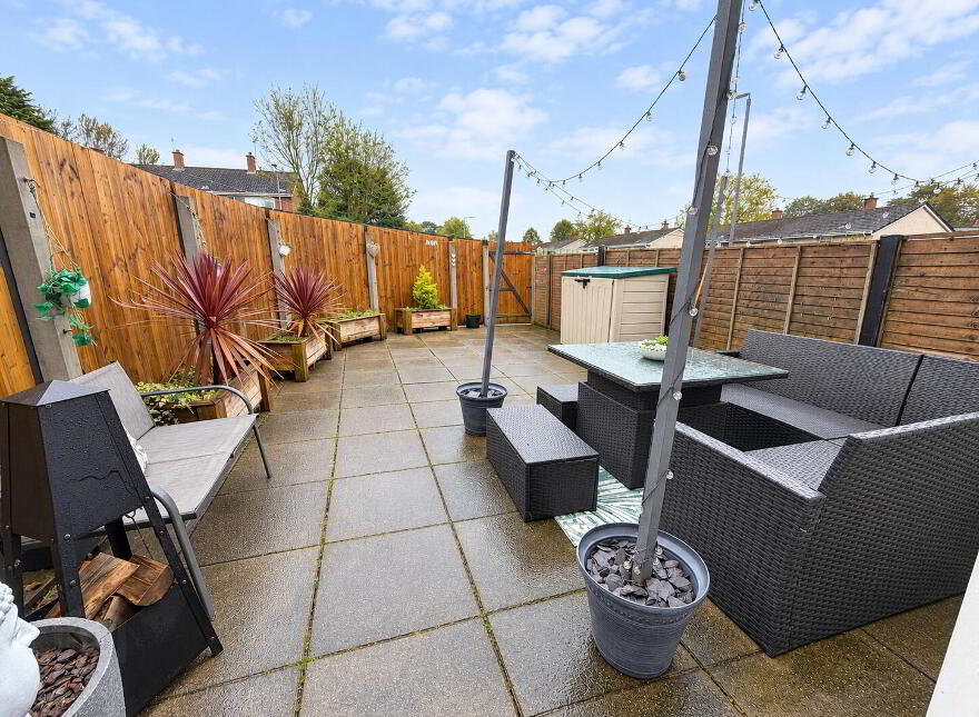 32 Glenwood Park, Dunmurry, Belfast, BT17 9DT