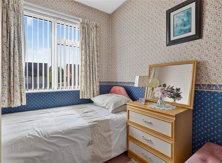 36 Hillside Drive, Stranmillis, Belfast, BT9 5EJ