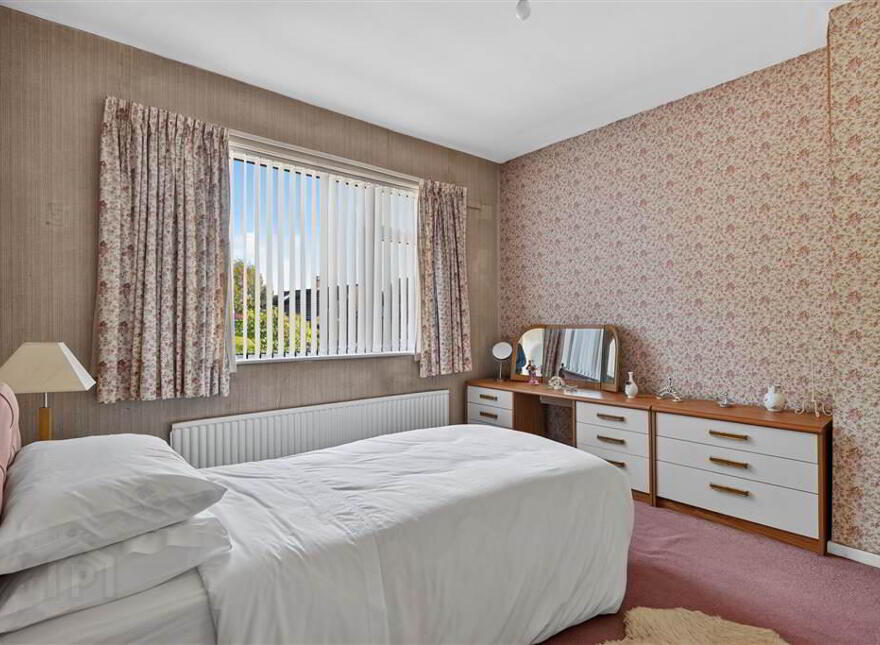 36 Hillside Drive, Stranmillis, Belfast, BT9 5EJ