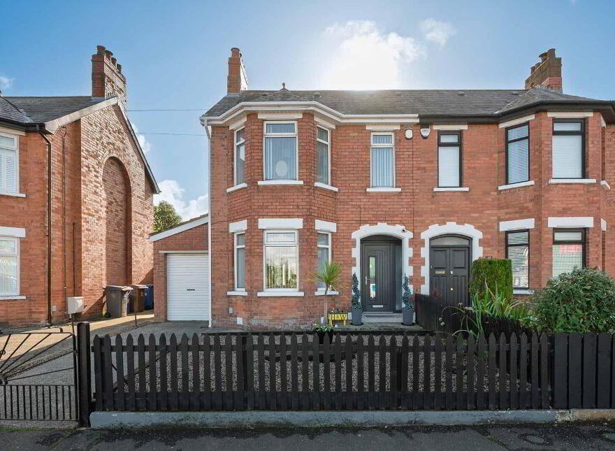 58 Ladas Drive, Belfast, BT6 9FT