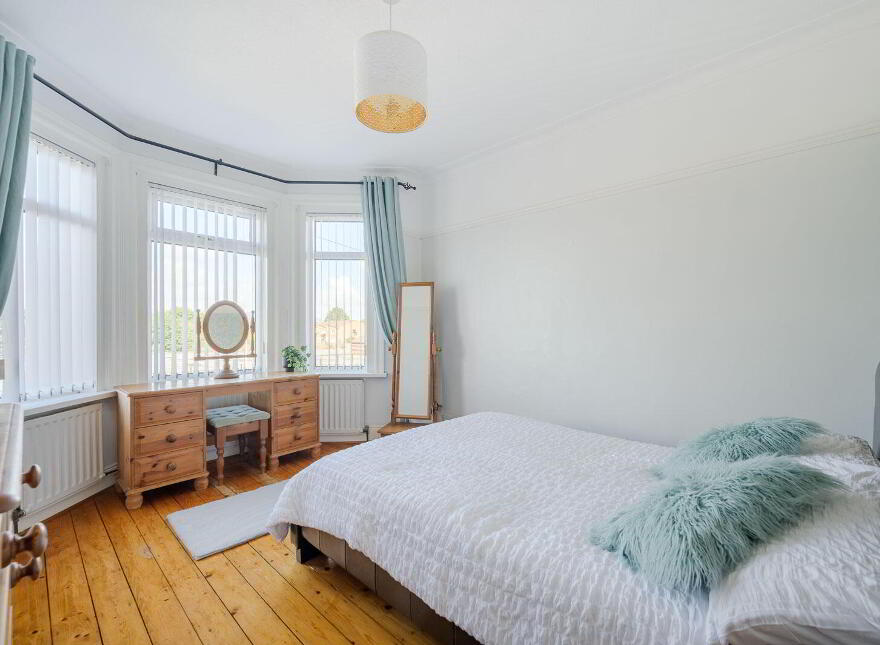 58 Ladas Drive, Belfast, BT6 9FT