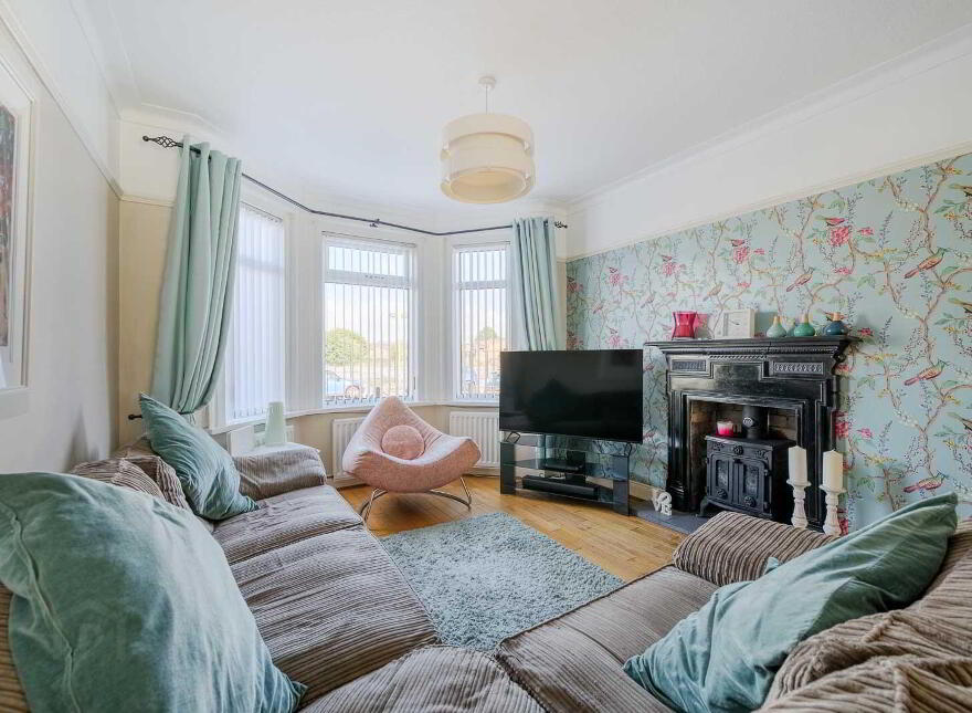 58 Ladas Drive, Belfast, BT6 9FT
