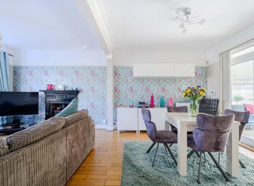58 Ladas Drive, Belfast, BT6 9FT