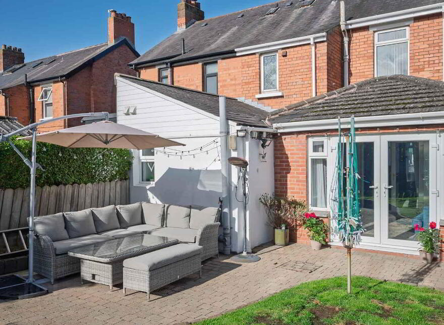 58 Ladas Drive, Belfast, BT6 9FT
