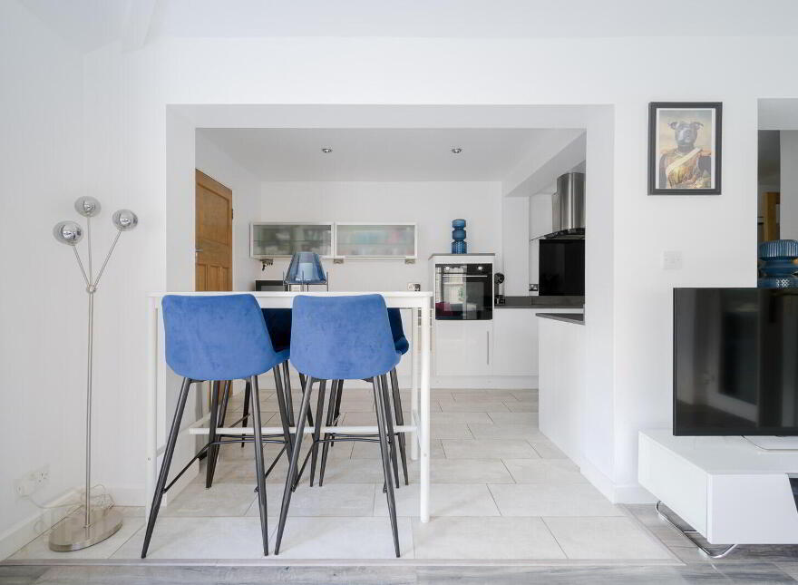 58 Ladas Drive, Belfast, BT6 9FT