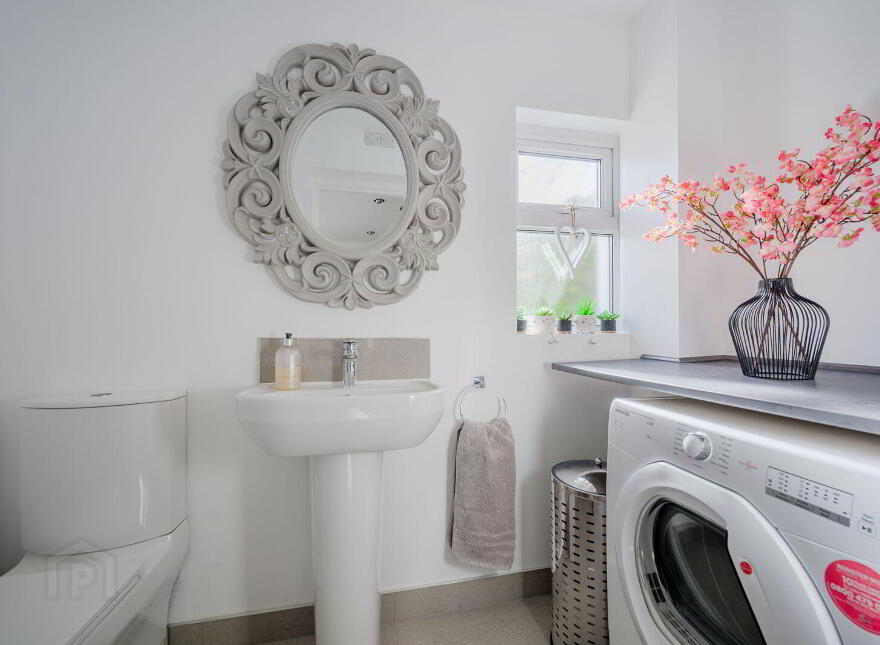 58 Ladas Drive, Belfast, BT6 9FT