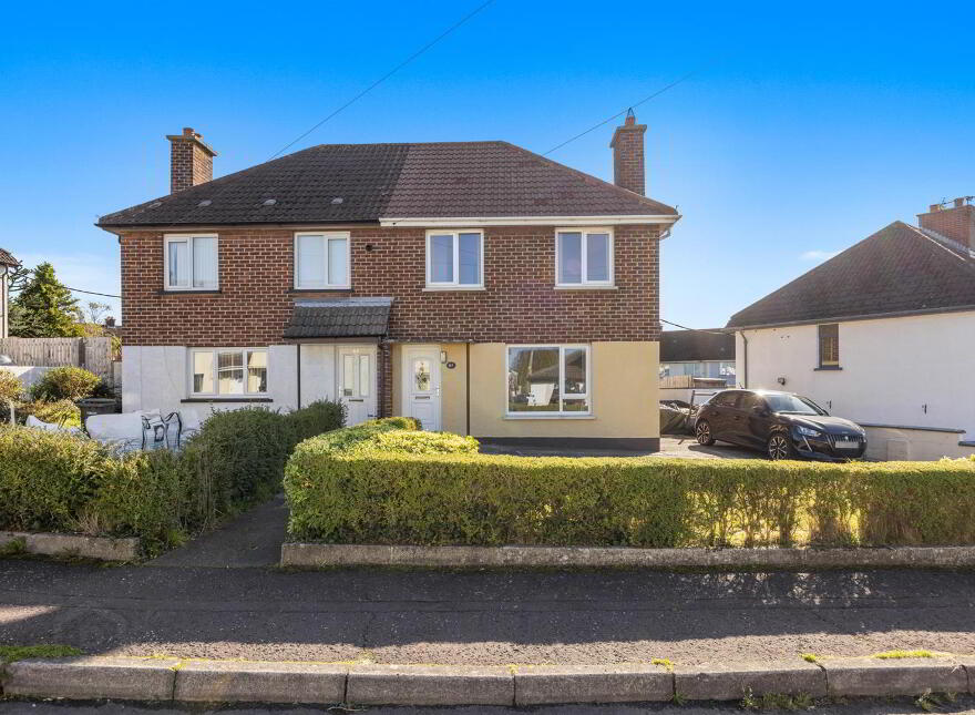 61 De Wind Drive, Comber, Newtownards, BT23 5BN
