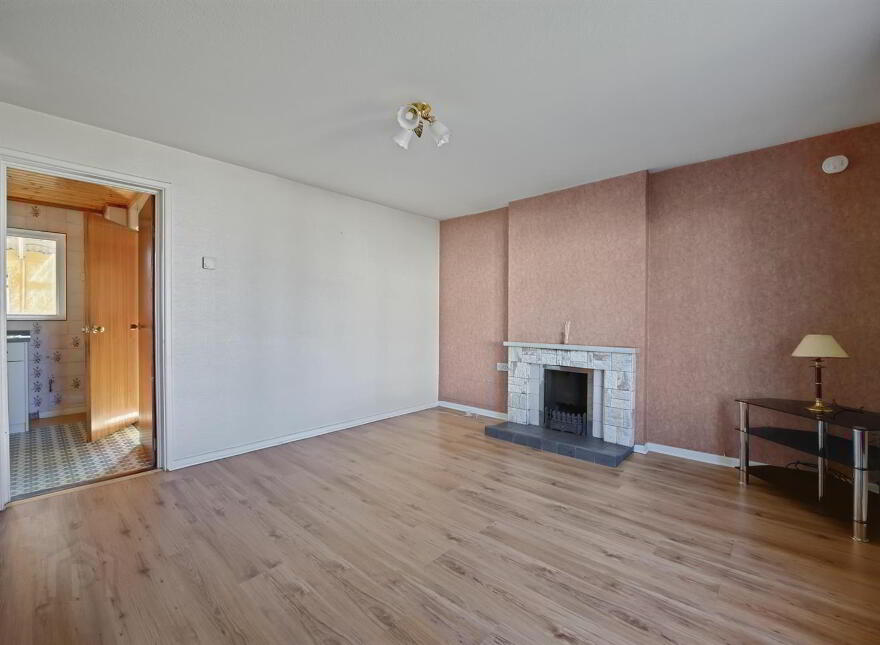 61 De Wind Drive, Comber, Newtownards, BT23 5BN