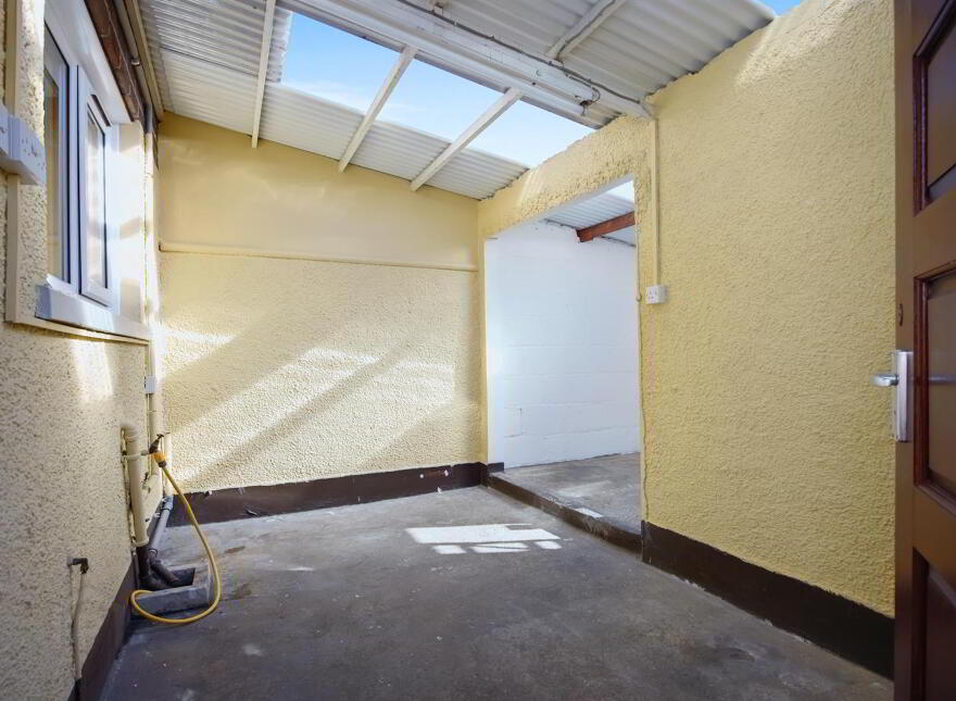 61 De Wind Drive, Comber, Newtownards, BT23 5BN