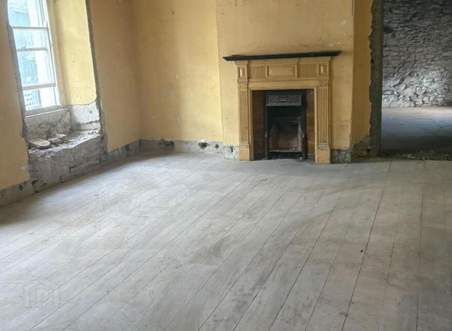West, End, Banagher, R42E672