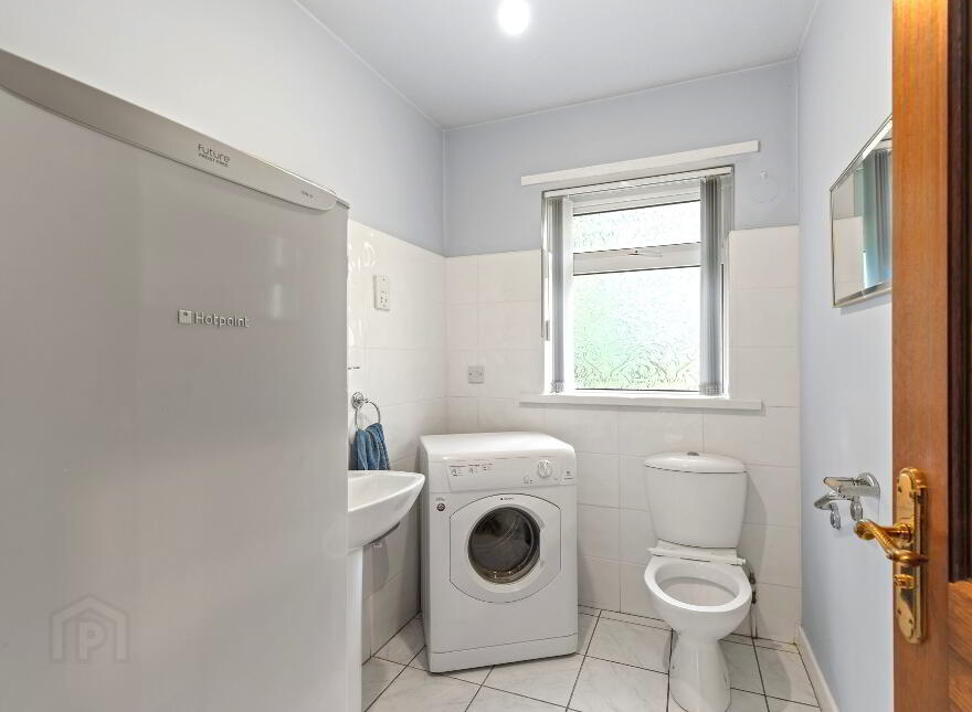 'Shantara', 28 Cadger Road, Carryduff, Belfast, BT8 8AU