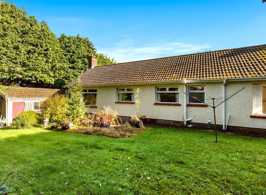 'Shantara', 28 Cadger Road, Carryduff, Belfast, BT8 8AU
