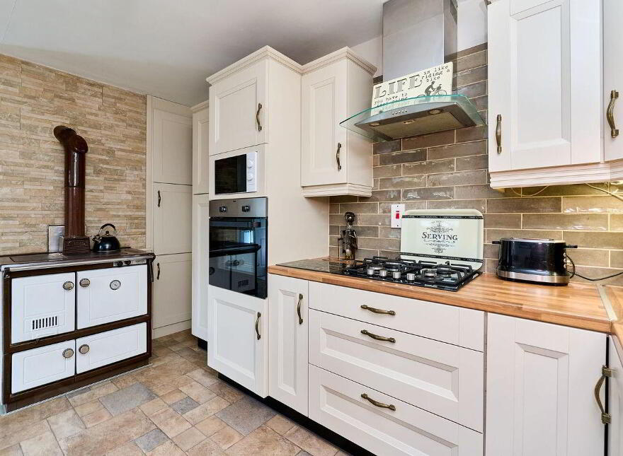 14 Father Paul Murphy Street, Edenderry, R45W188