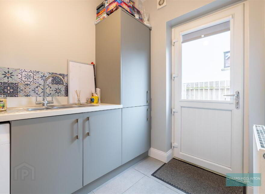 11 Sir Richard Wallace Manor, Lisburn, BT28 3YW