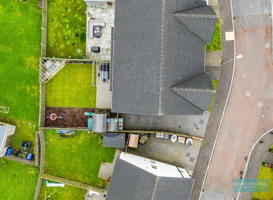 11 Sir Richard Wallace Manor, Lisburn, BT28 3YW