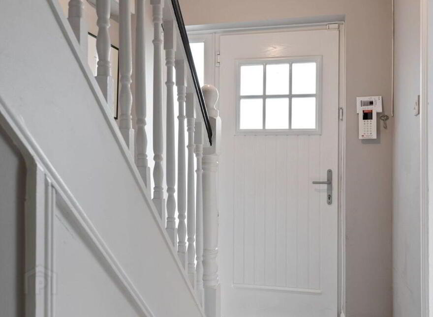 5 Sandyford Village, Sandyford, Dublin 18, D18V660