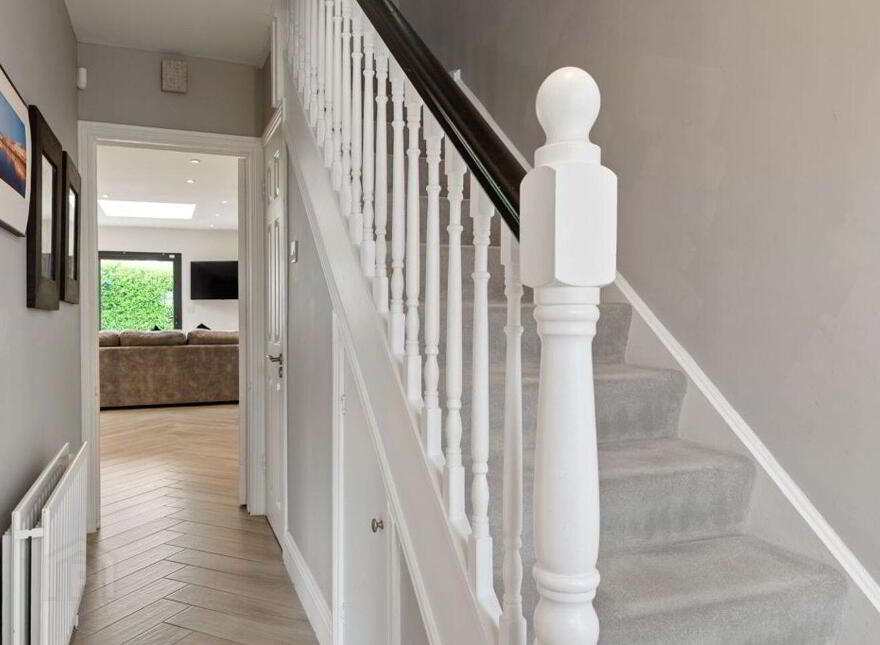 5 Sandyford Village, Sandyford, Dublin 18, D18V660