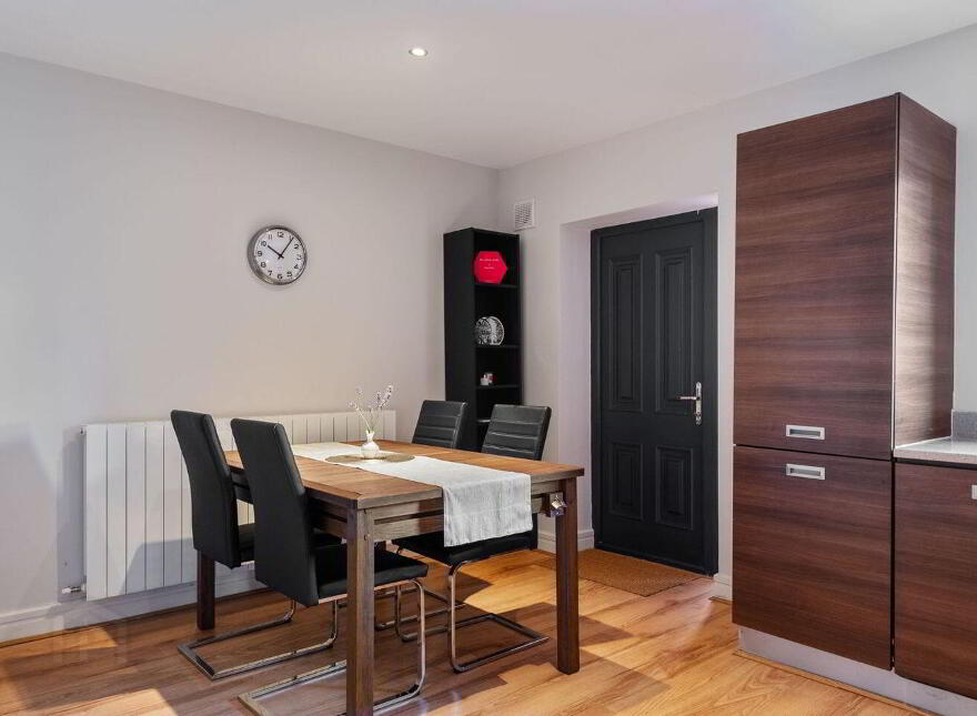 91 The Crescent, Carrickmines Manor, Carrickmines, Carrickmines, D18FR63
