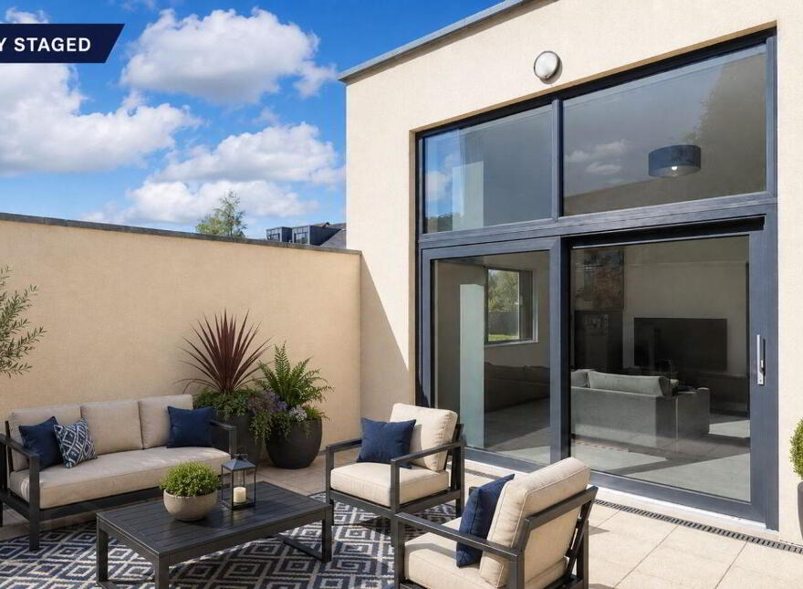 91 The Crescent, Carrickmines Manor, Carrickmines, Carrickmines, D18FR63