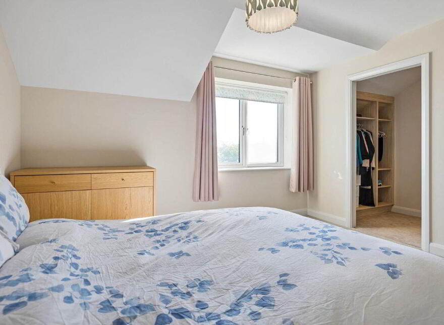 8 Dún Óir Court, Kilternan, Kilternan, D18KD3A