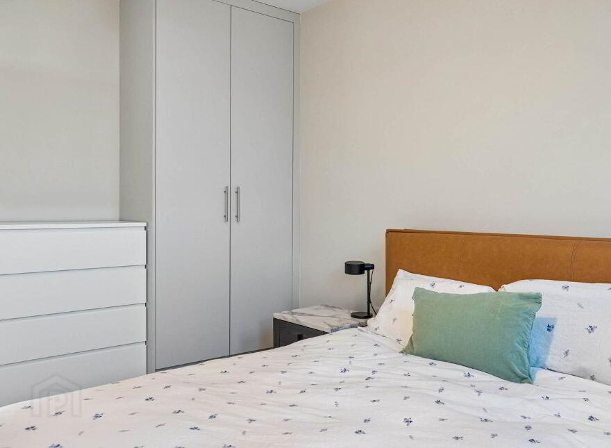 8 Dún Óir Court, Kilternan, Kilternan, D18KD3A