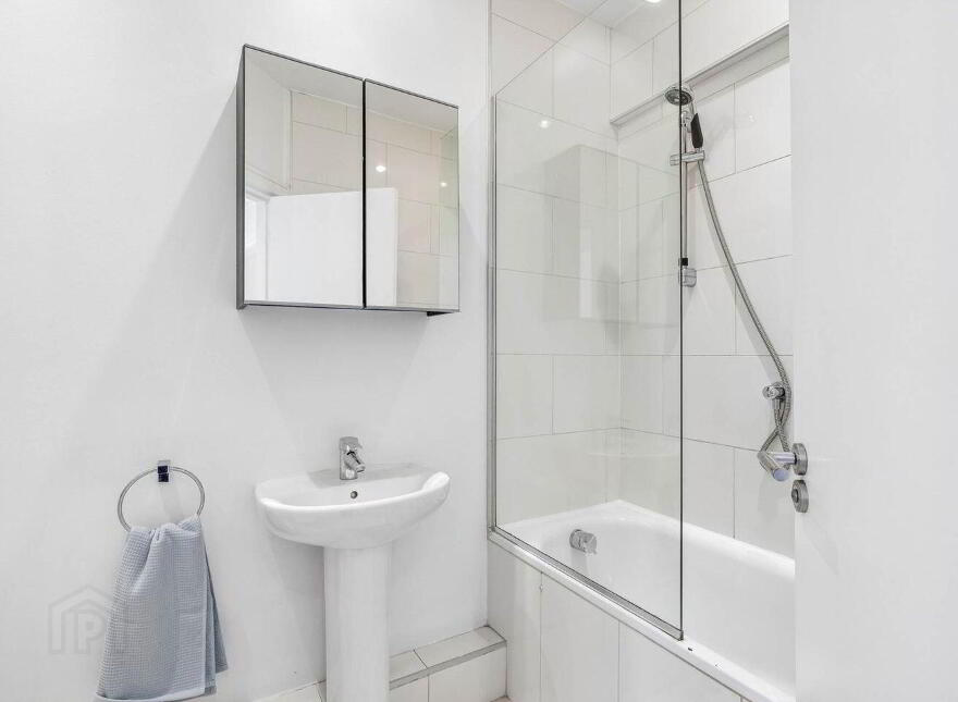 1 Cairnbrook Way, Cairnbrook, Carrickmines, D18C582
