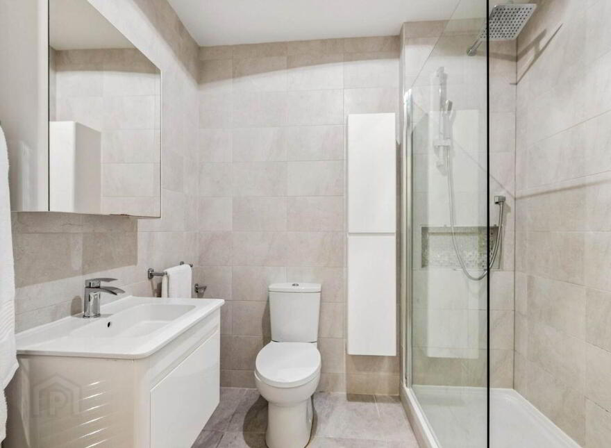 Apartment 90 Kerrymount, Castle Court, Leopardstown, D18N803