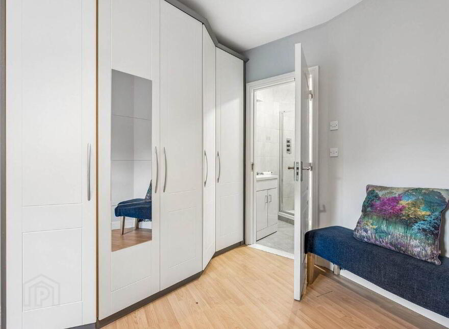 Apartment 90 Kerrymount, Castle Court, Leopardstown, D18N803