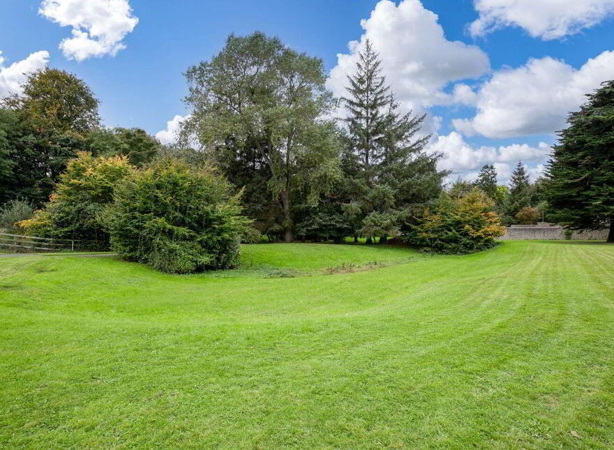 Apartment 90 Kerrymount, Castle Court, Leopardstown, D18N803