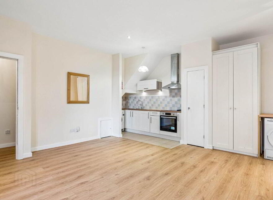 4 Henrietta Hall, 43-45 Bolton Street, Dublin 1, D01H5P2