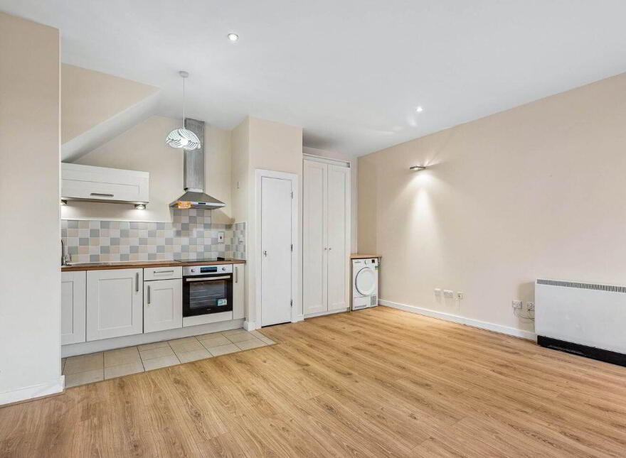 4 Henrietta Hall, 43-45 Bolton Street, Dublin 1, D01H5P2