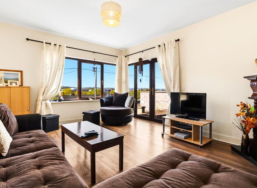 Yellow Cottage, Kilcoolishal, Glounthaune, T45N960