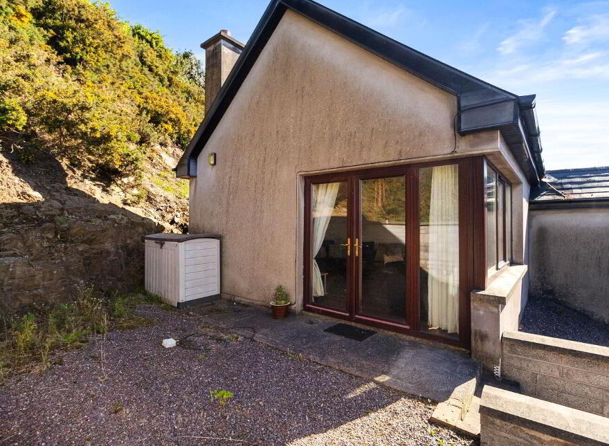 Yellow Cottage, Kilcoolishal, Glounthaune, T45N960