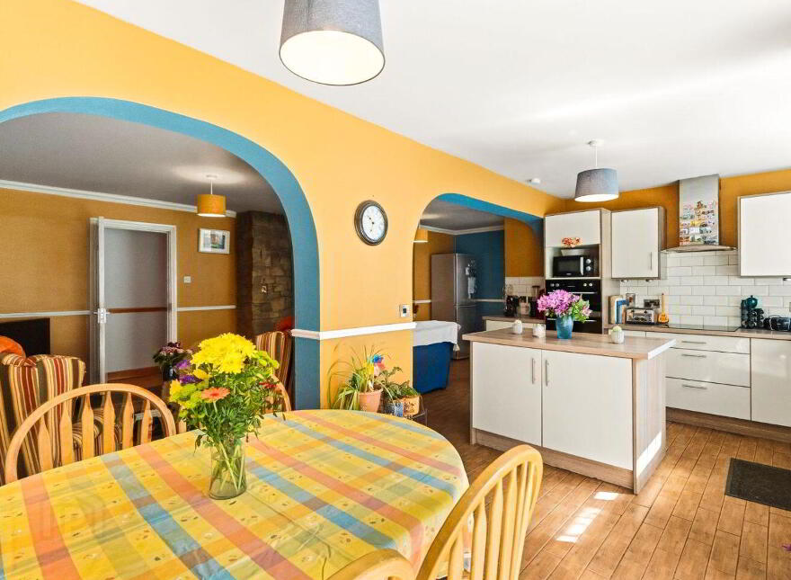Templeusque, Glanmire, T23WY26