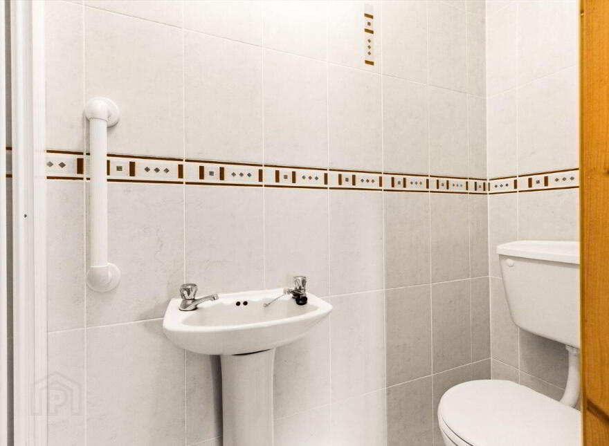 22 Oakfield Green, Glanmire, T45YK54