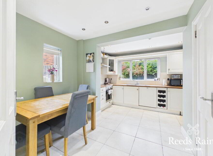 89 Carlingford Street, Belfast, BT6 8NE