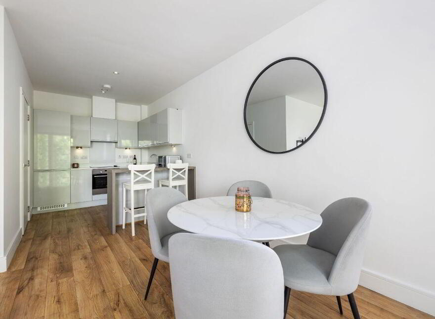 Apartment 4 Sycamore Hall, Leopardstown, Leopardstown, D18HK7W