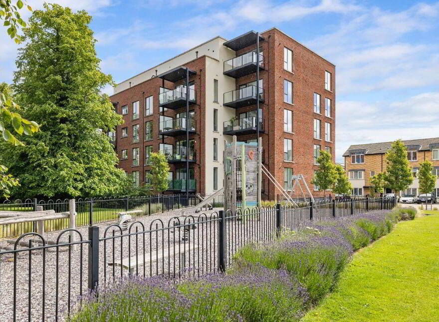 Apartment 4 Sycamore Hall, Leopardstown, Leopardstown, D18HK7W