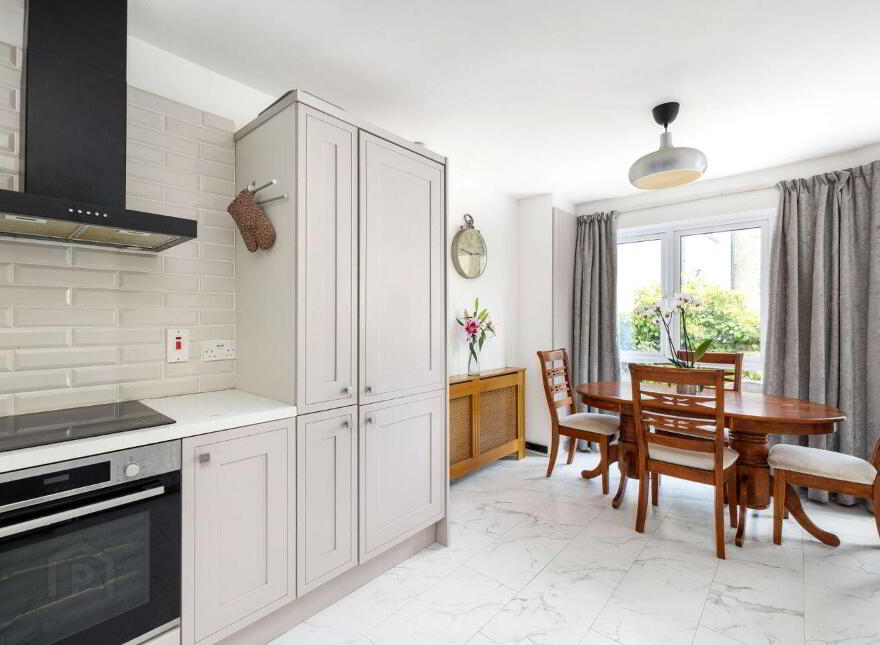 2 Hollywood Mews, Mount Anville Road, Goatstown, Goatstown, D14T2Y6