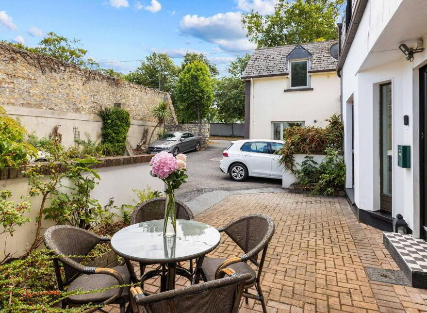 2 Hollywood Mews, Mount Anville Road, Goatstown, Goatstown, D14T2Y6
