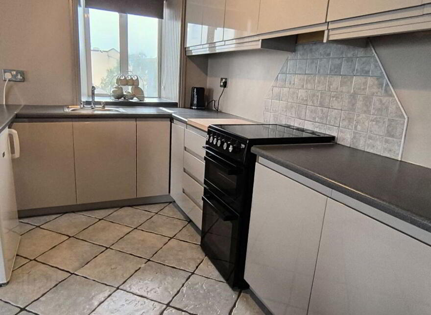 Apartment 8 Brown's Court, Lower Brown Street, Youghal, P36X052