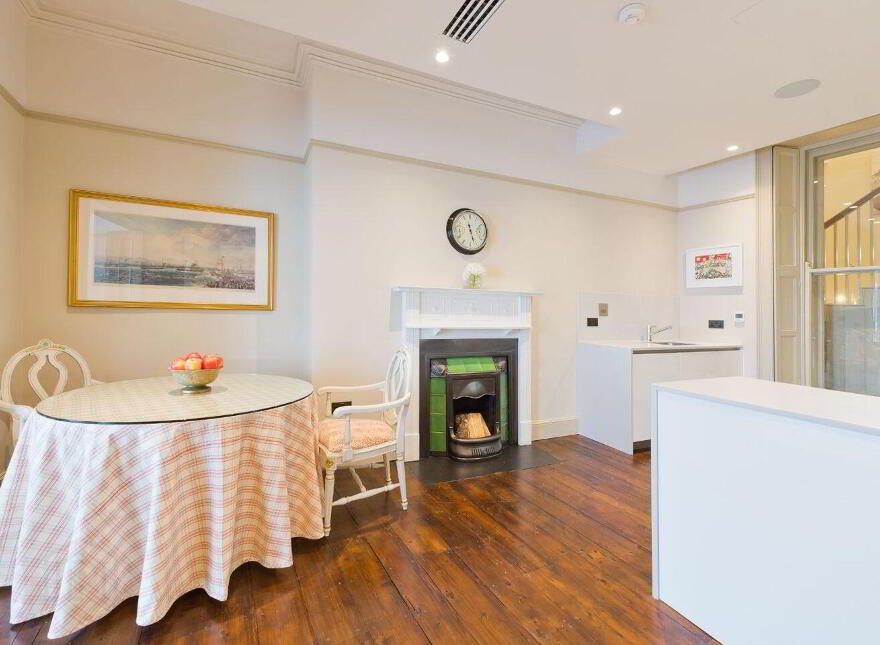 Residence, 4 The Merrion Hotel, Dublin 2, D02FK68