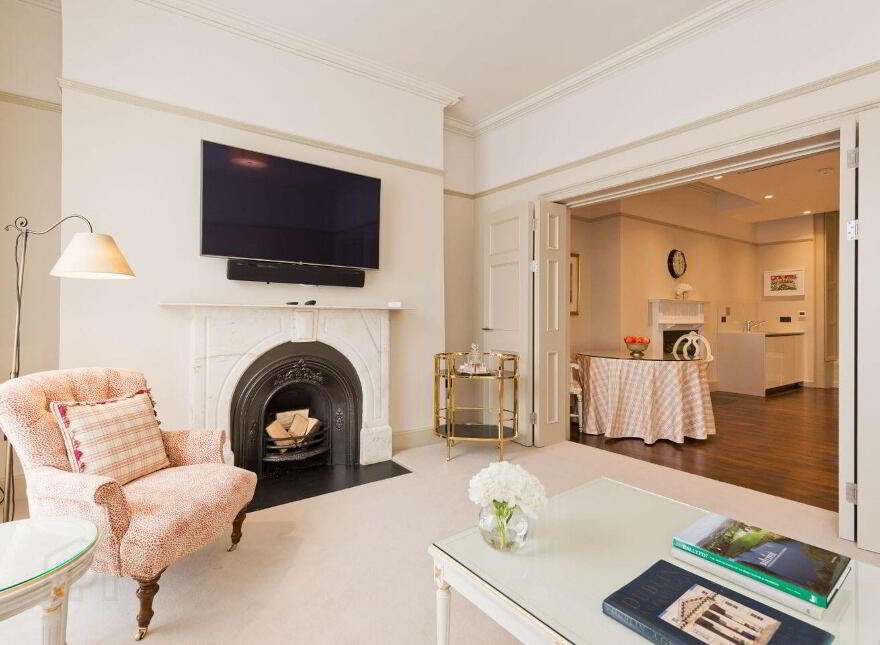 Residence, 4 The Merrion Hotel, Dublin 2, D02FK68