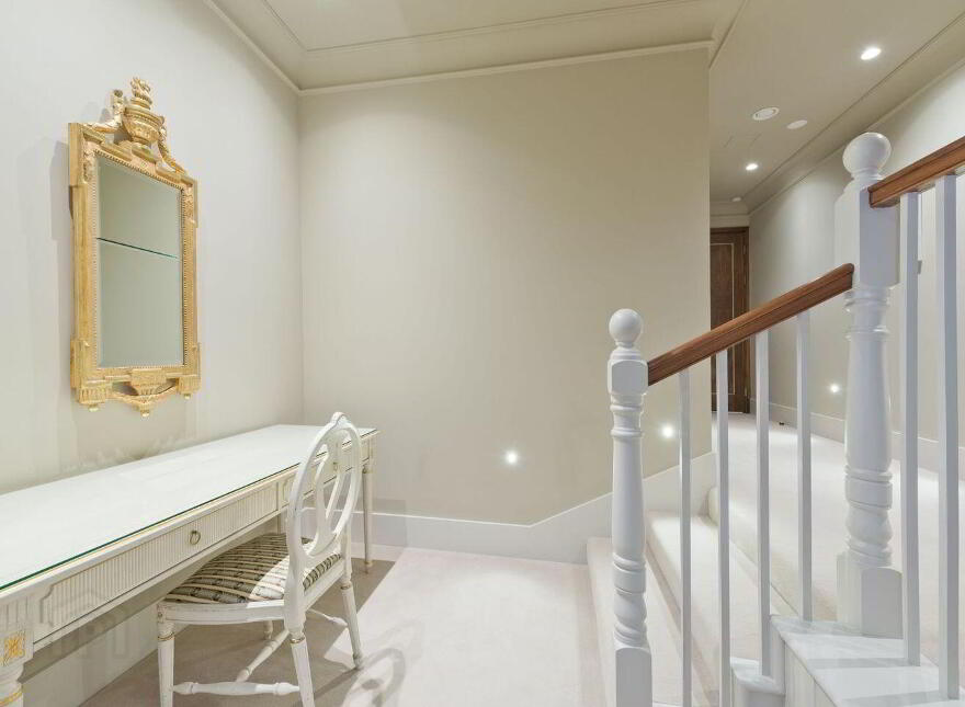 Residence, 4 The Merrion Hotel, Dublin 2, D02FK68