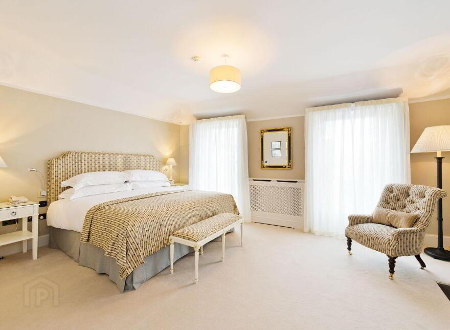 Residence, 4 The Merrion Hotel, Dublin 2, D02FK68