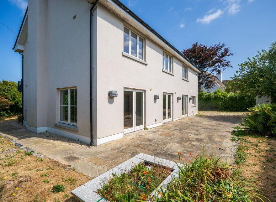 Meridien, Hainault Road, Foxrock, Foxrock, D18WY27